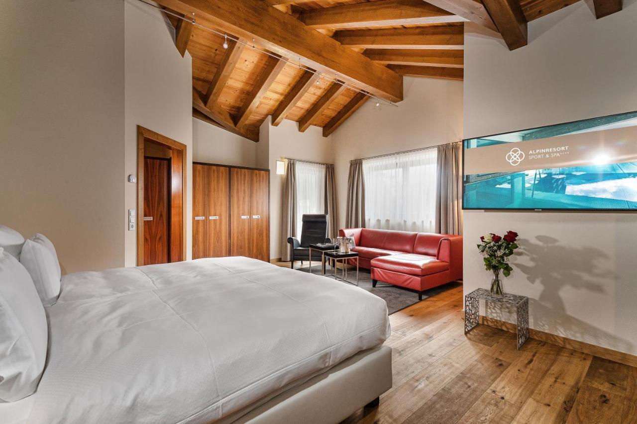 Alpinresort Valsaa - Sport & Spa Saalbach Zimmer foto